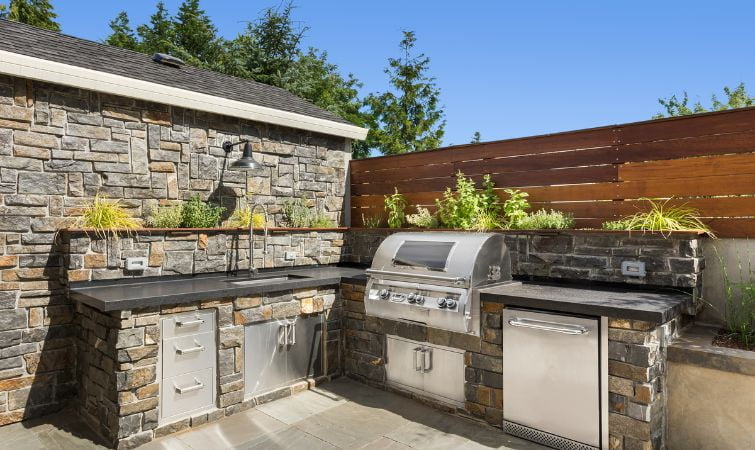 Key Things to Consider When Designing an Outdoor Kitchen