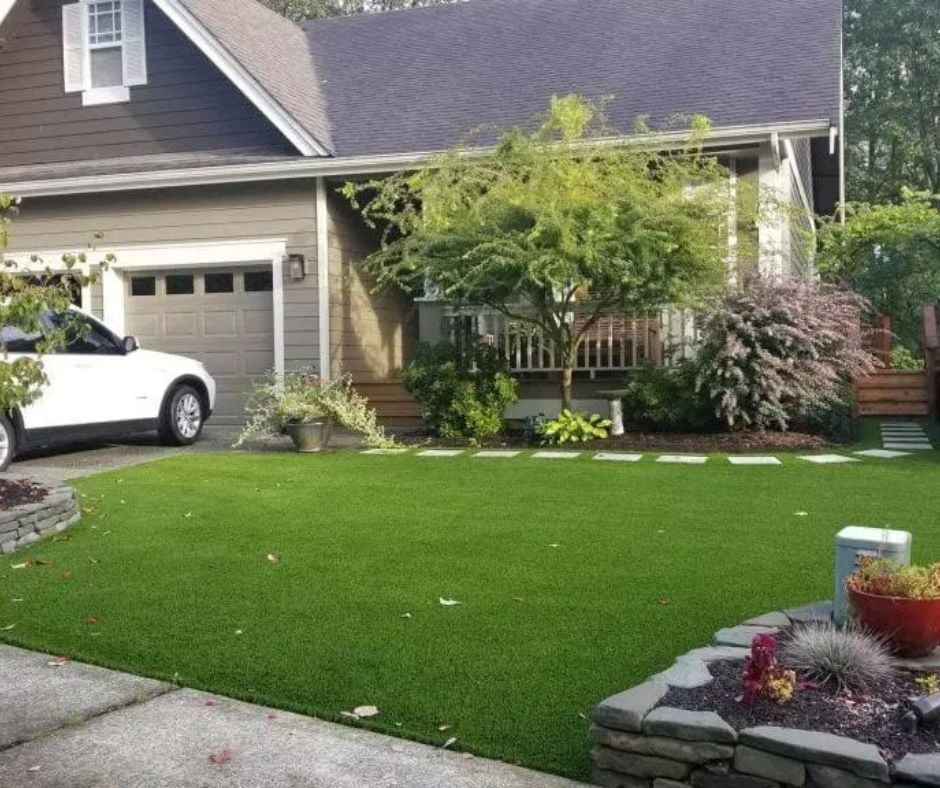 artificial-turf-installation-in-maple