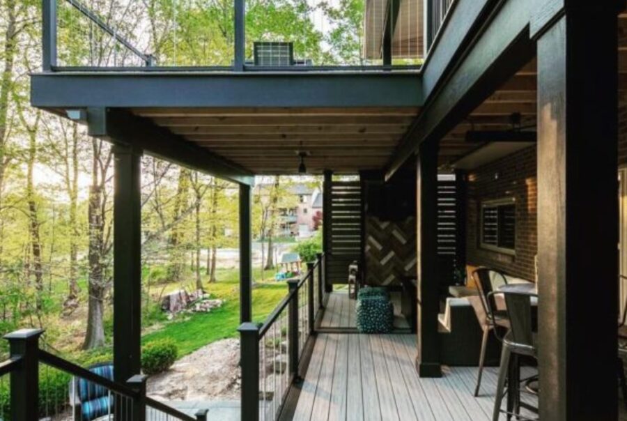 deck-builder-in-toronto-900x604