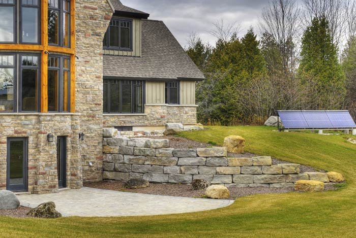 05--wiarton-retaining-wall